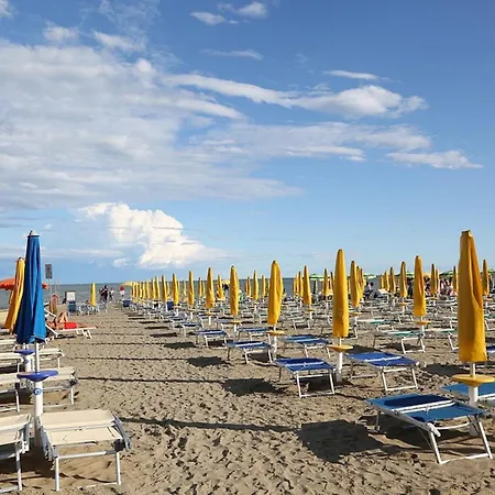 Lovely In Lignano Pineta 别墅 利尼亚诺萨比亚多罗