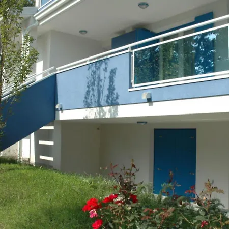 Lovely In Lignano Pineta Villa