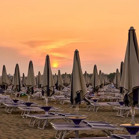 Lovely In Lignano Pineta *