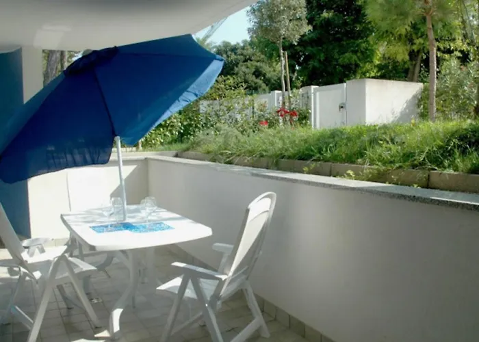 Villa Lovely In Lignano Pineta